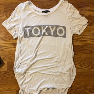 White short sleeve graphic tee